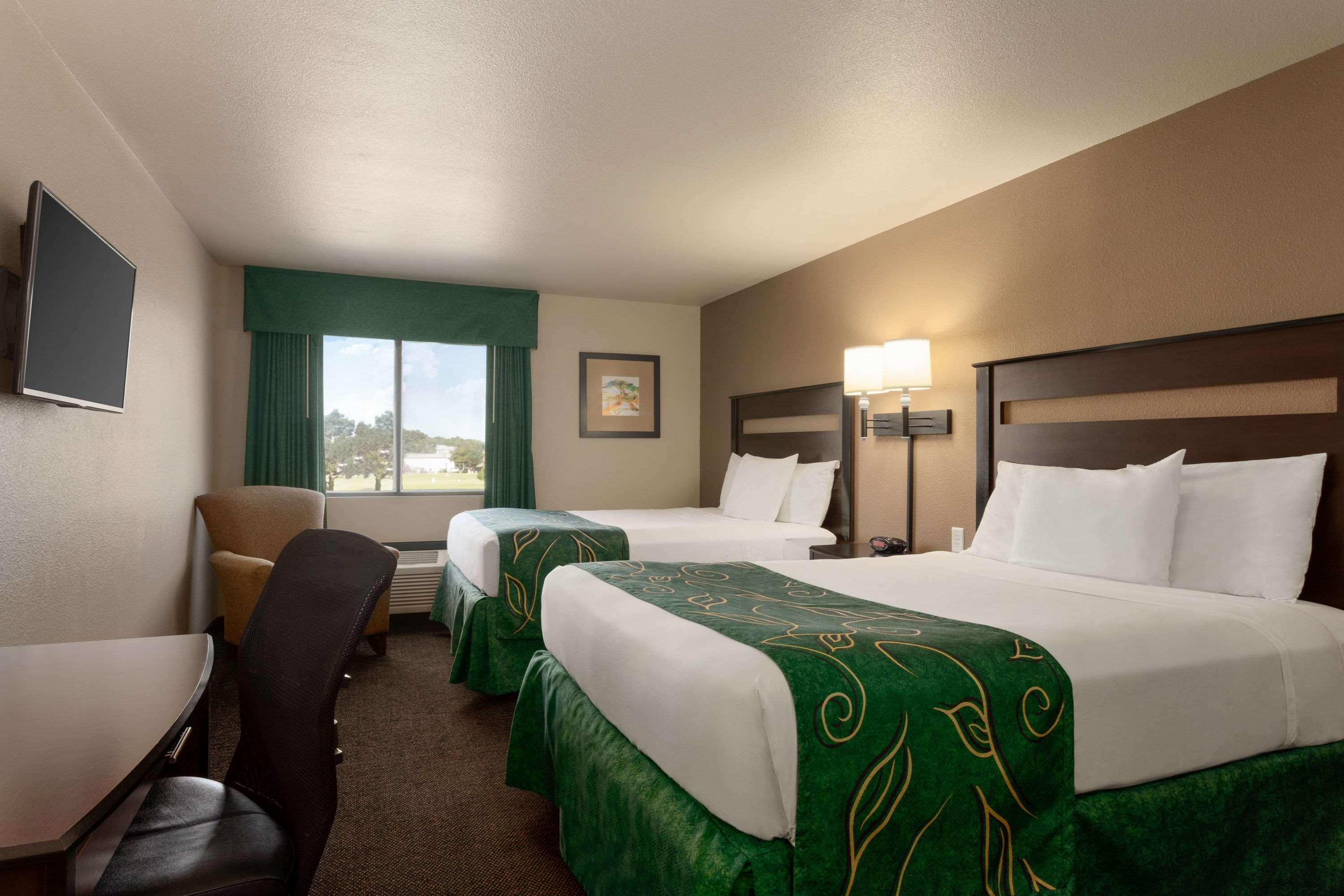 Baymont By Wyndham Wellington Hotel Kültér fotó